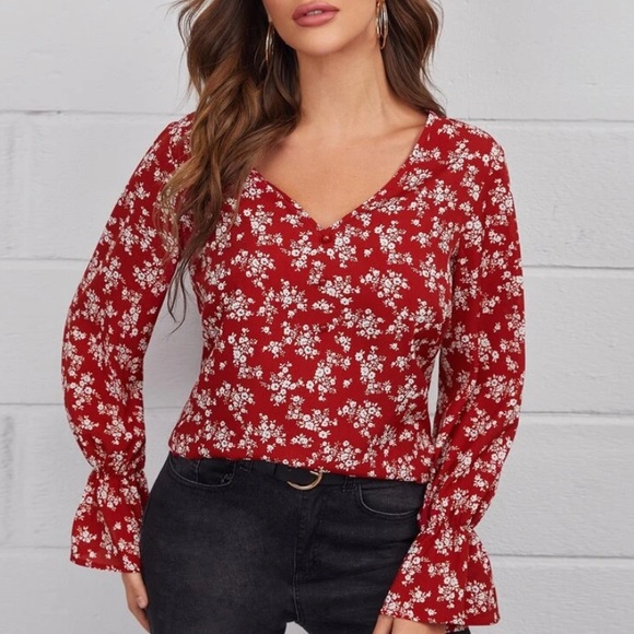 Bell sleeves floral long sleeve top womens - Picture 2 of 4